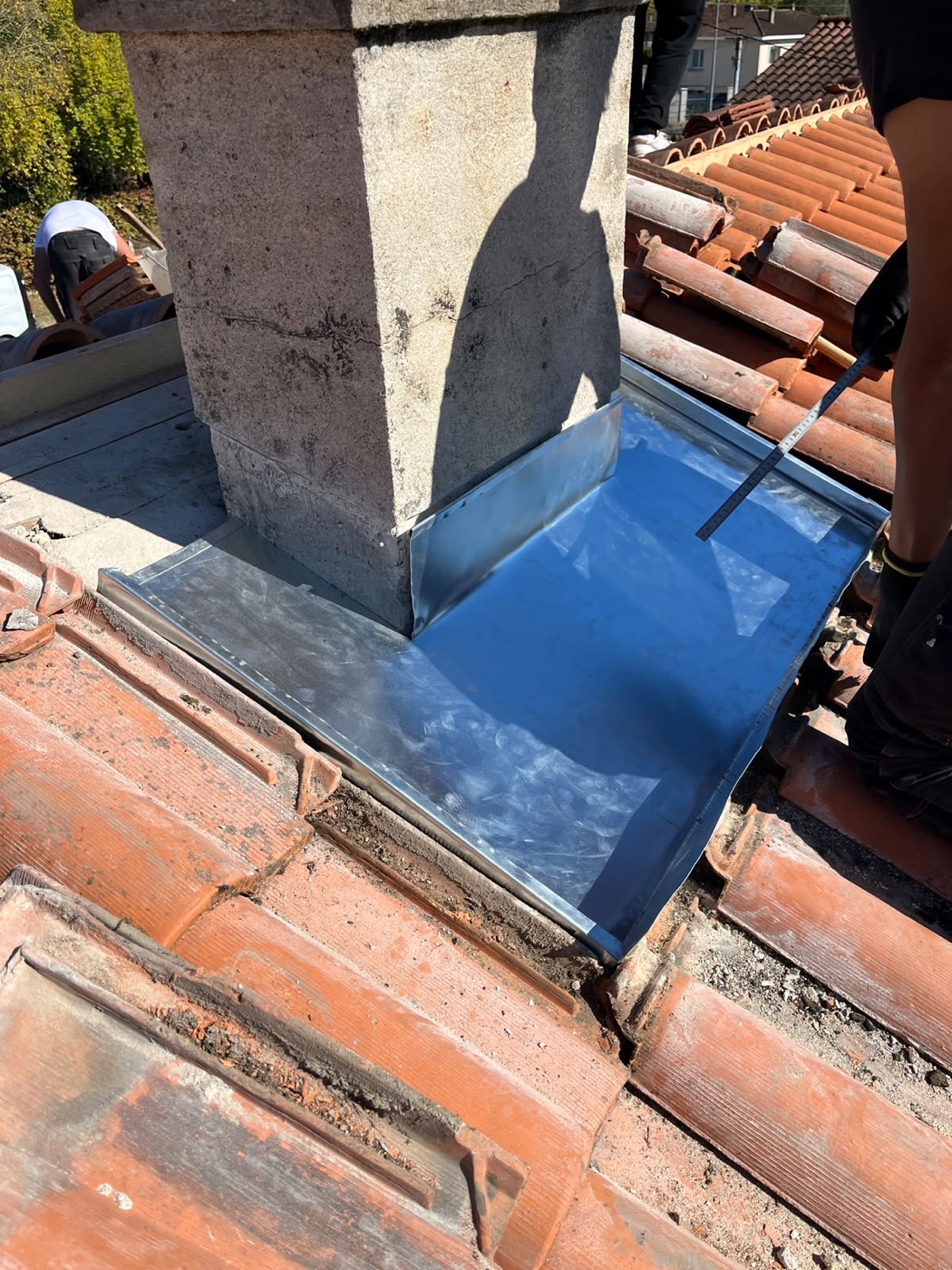 Zinguerie et pose de gouttières zinc dans le Lot